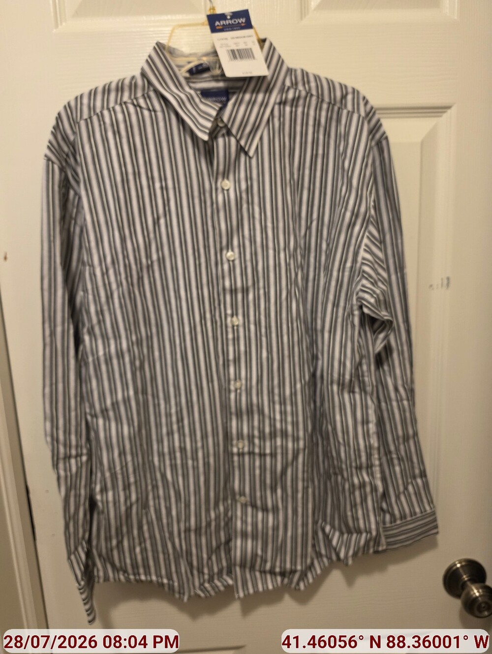 Arrow Men's Blue and White Striped Dress Shirt